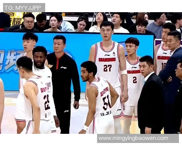 2017年CBA季后赛广东队与新疆队激战回顾与精彩瞬间分析